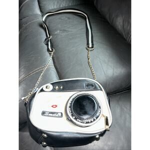 Retro look camera purse cross body